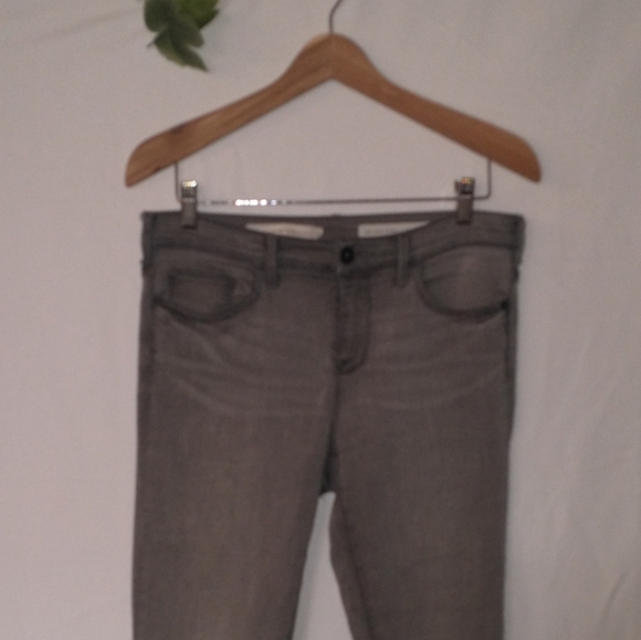 Pilcro Charcoal Skinny Jeans - Picture 3 of 7